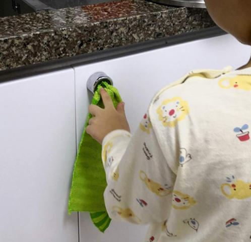 nuoshen 3 Pieces Premium Adhesive Round Towel Holder, Adhesive Towel Hooks Round Wall Mount Hook Tea Towel Holder for Bathroom, Kitchen and Home, No Drilling Required