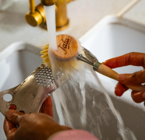 Tala Wooden dish brush with Natural Fibres